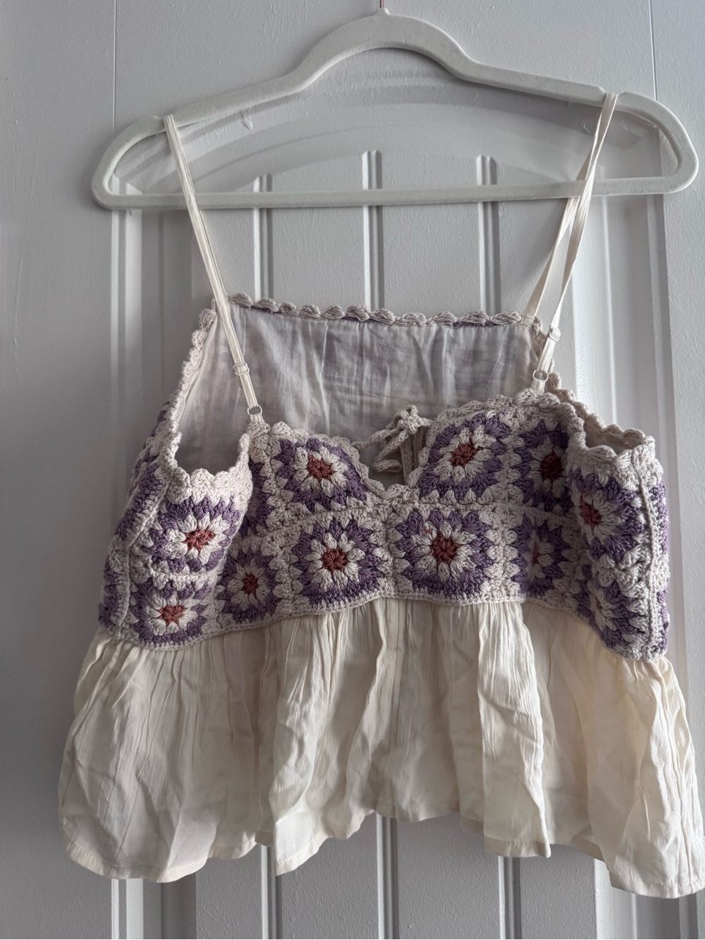 Lucky brand granny square Crochet Flower Ivory & Lavender Camisole Top - Picture 2 of 7